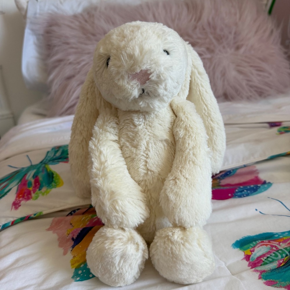 Jellycat Bashful Bunny Cream Plush Stuffed Animal Soft Lovey Baby Toy Medium EUC